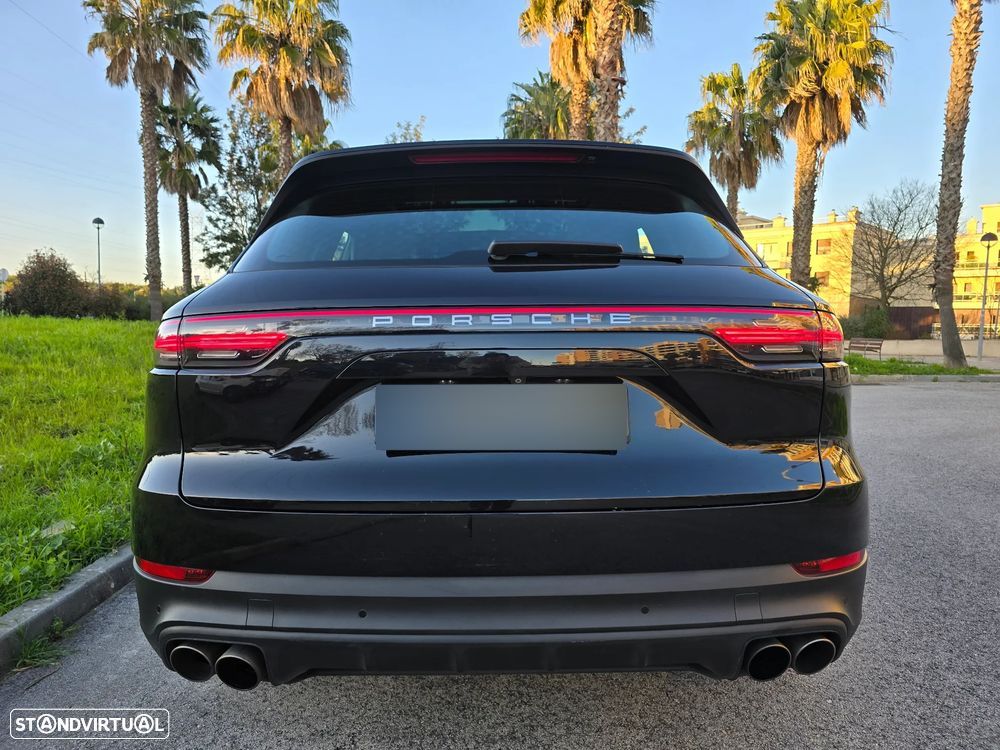 Porsche Cayenne S - 21