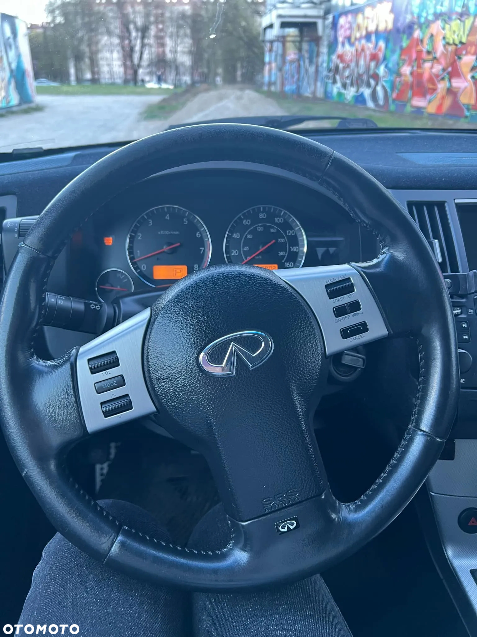 Infiniti FX FX35 - 23