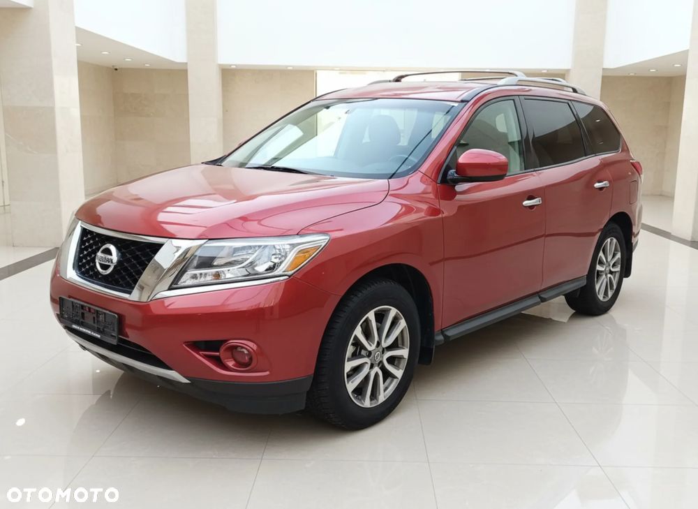 Nissan Pathfinder - 1