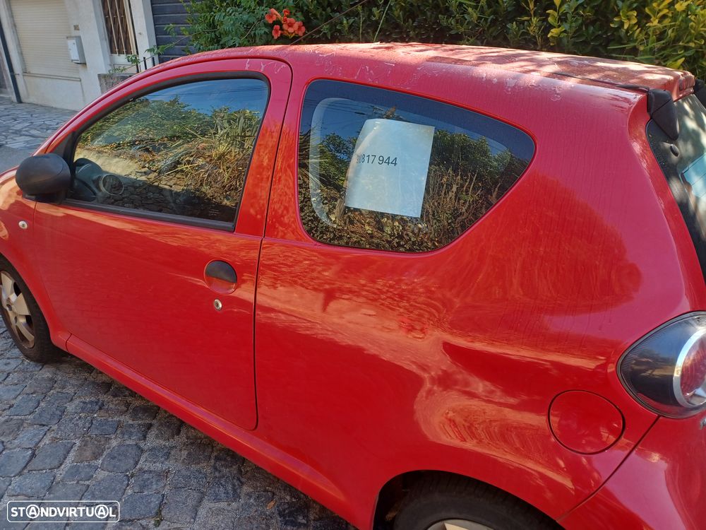 Toyota Aygo 1.0 — fotografia 4