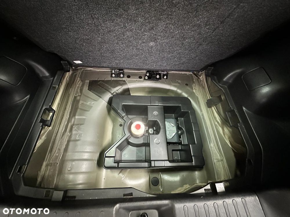 Nissan Juke 1.6 Start/Stop Tekna - 27