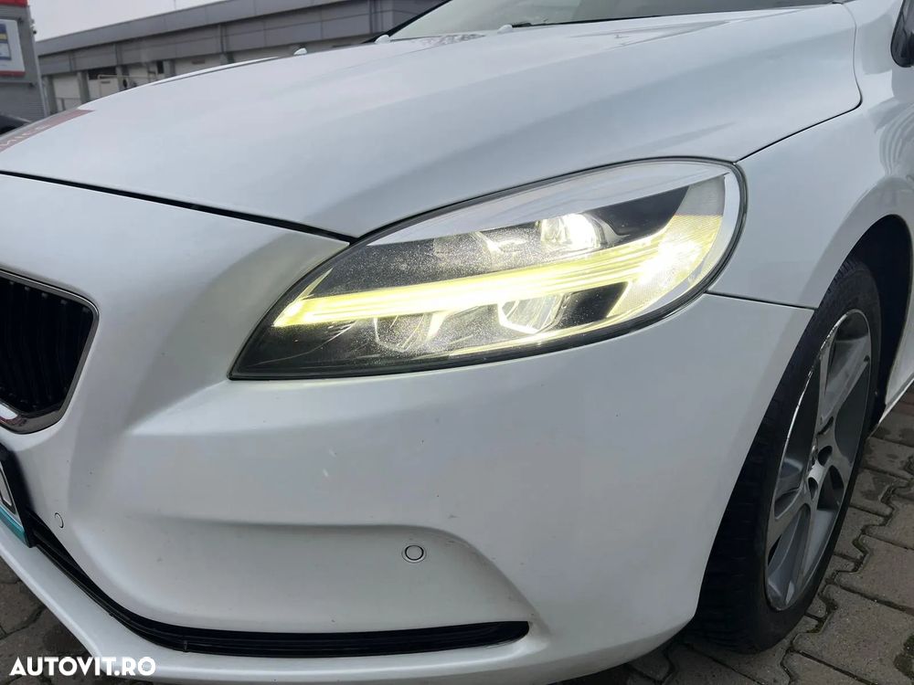 Volvo V40 D4 Aut. Summum - 8