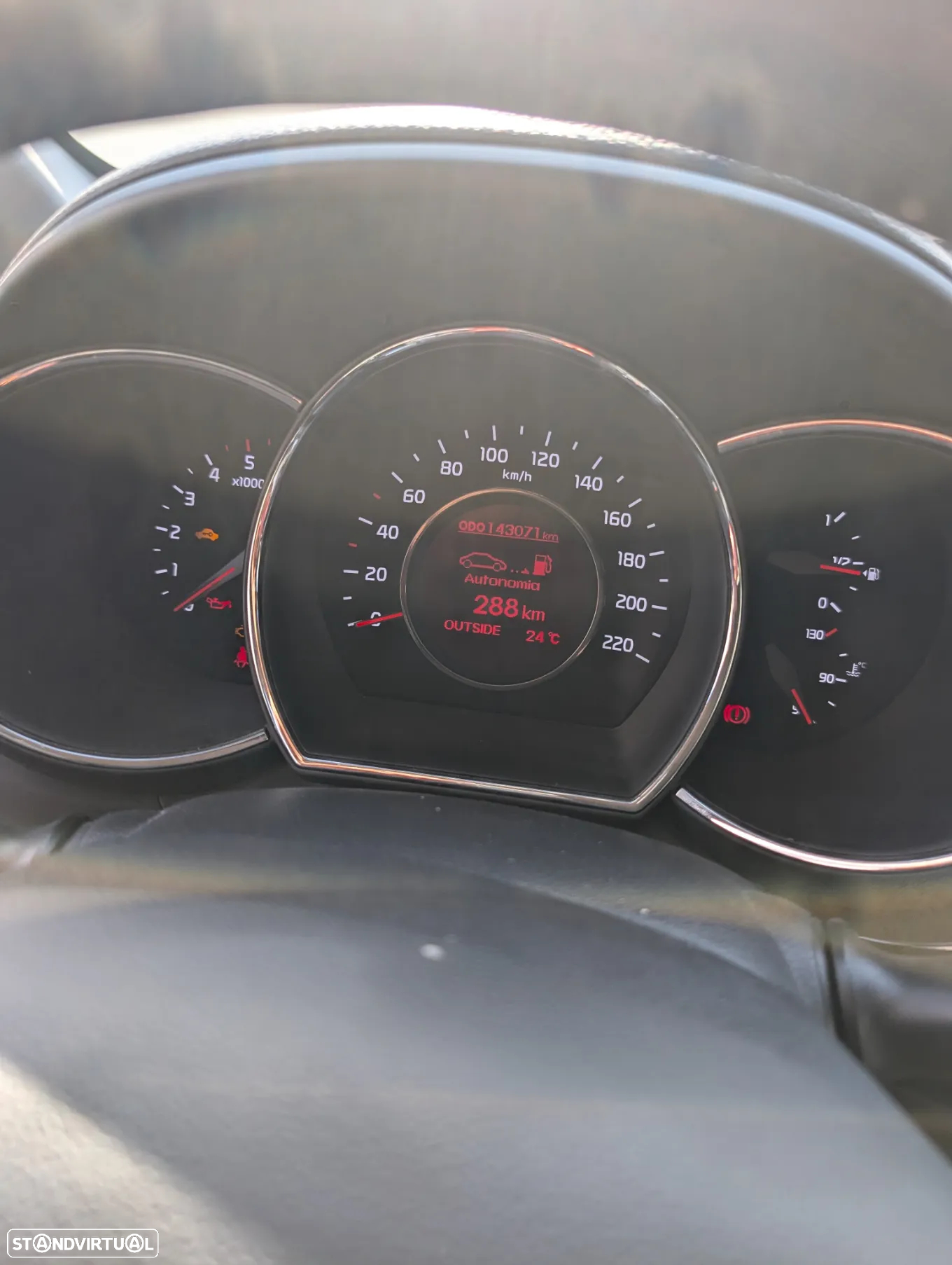 Kia Rio 1.1 CRDi EX ISG - 10