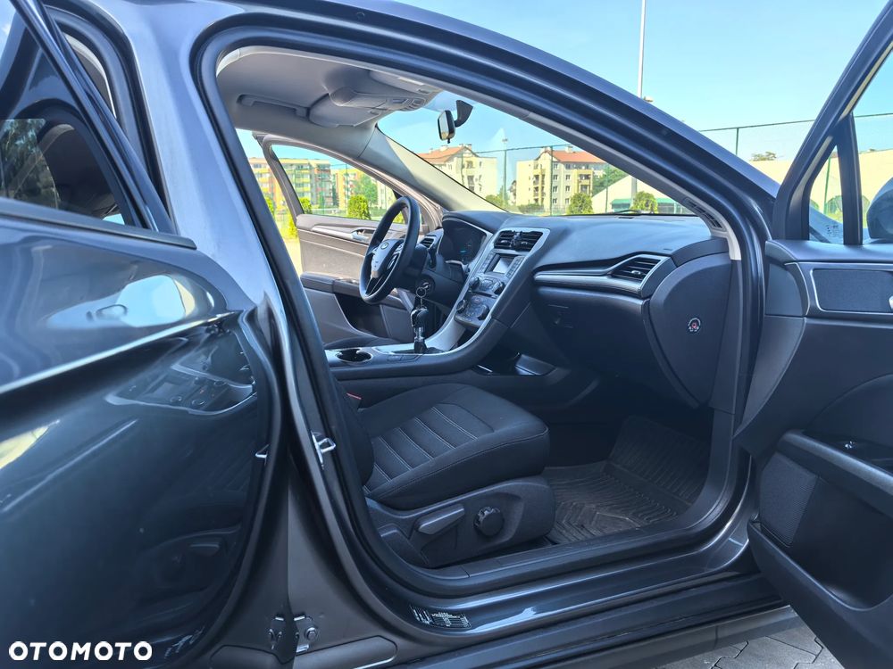 Ford Mondeo 2.0 TDCi Ambiente - 18
