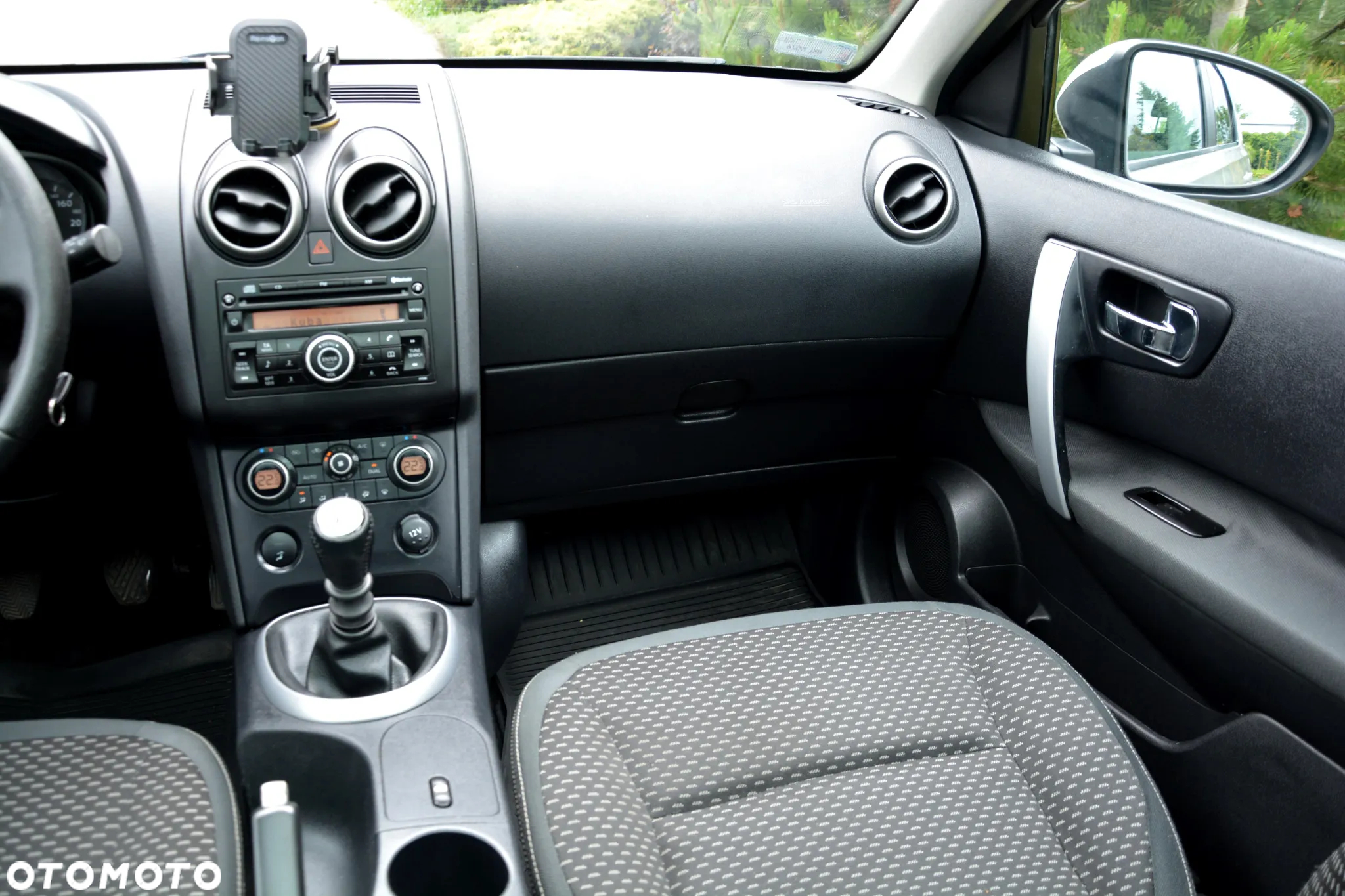Nissan Qashqai 2.0 dCi Lounge - 25