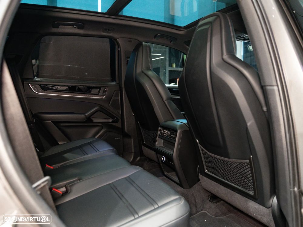 Porsche Cayenne E-Hybrid - 31