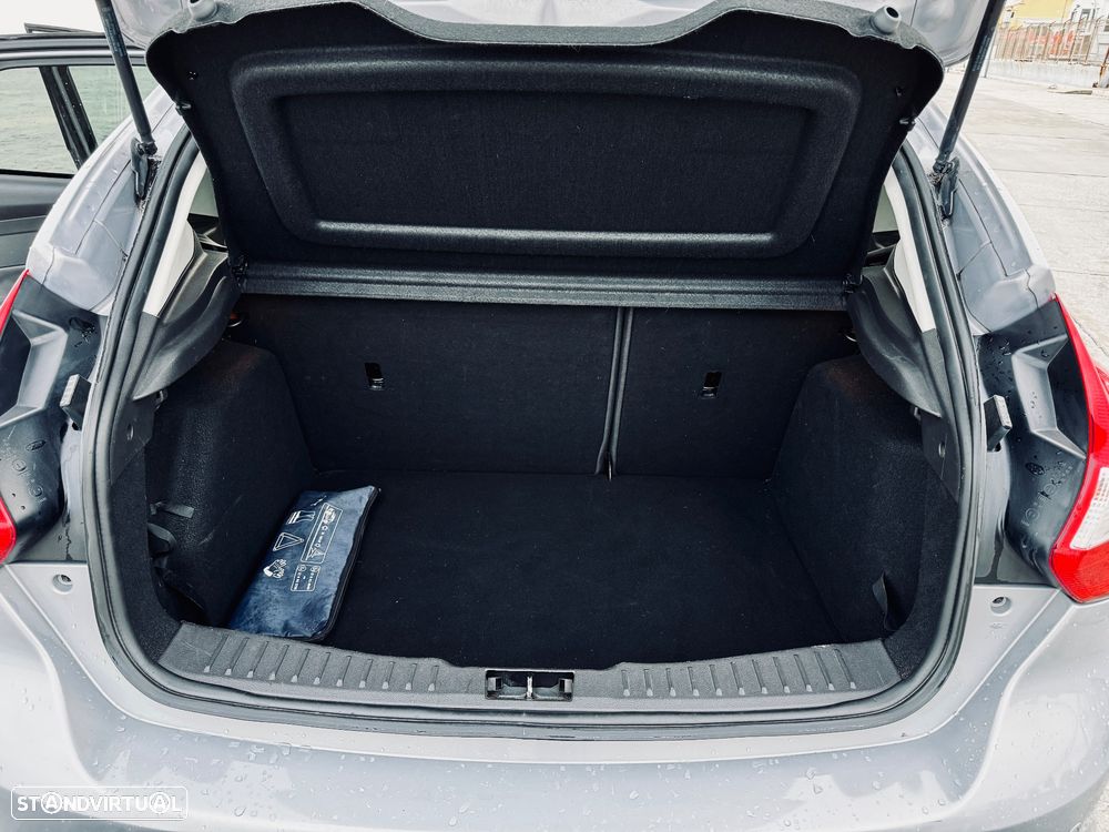 Ford Focus 1.6 TDCi Titanium - 14