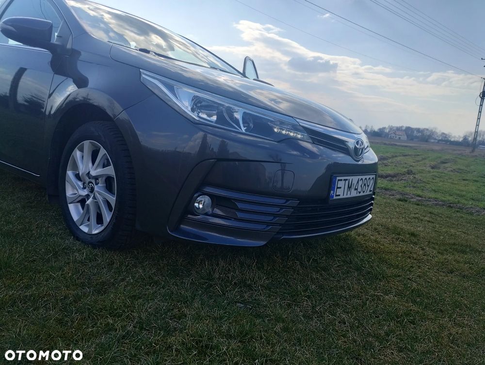 Toyota Corolla 1.6 Comfort - 21