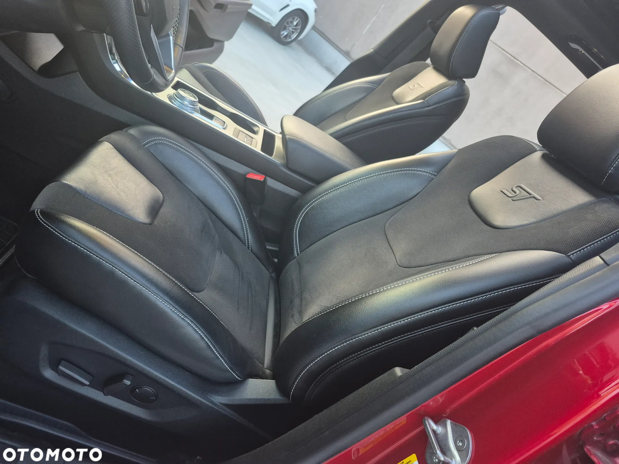 Ford Edge - 18
