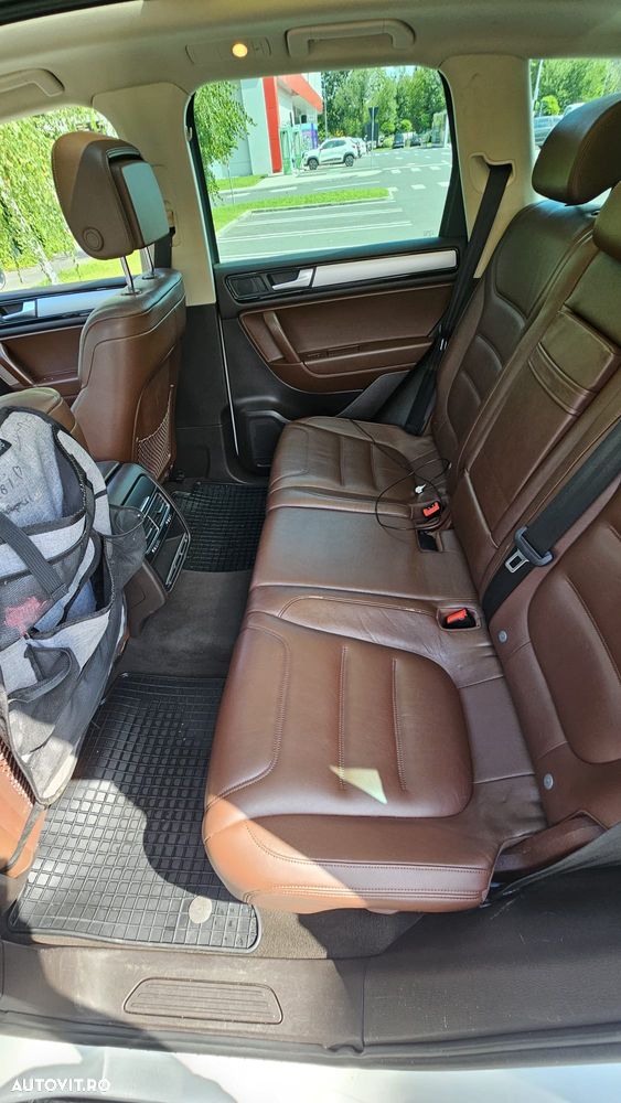 Volkswagen Touareg - 14
