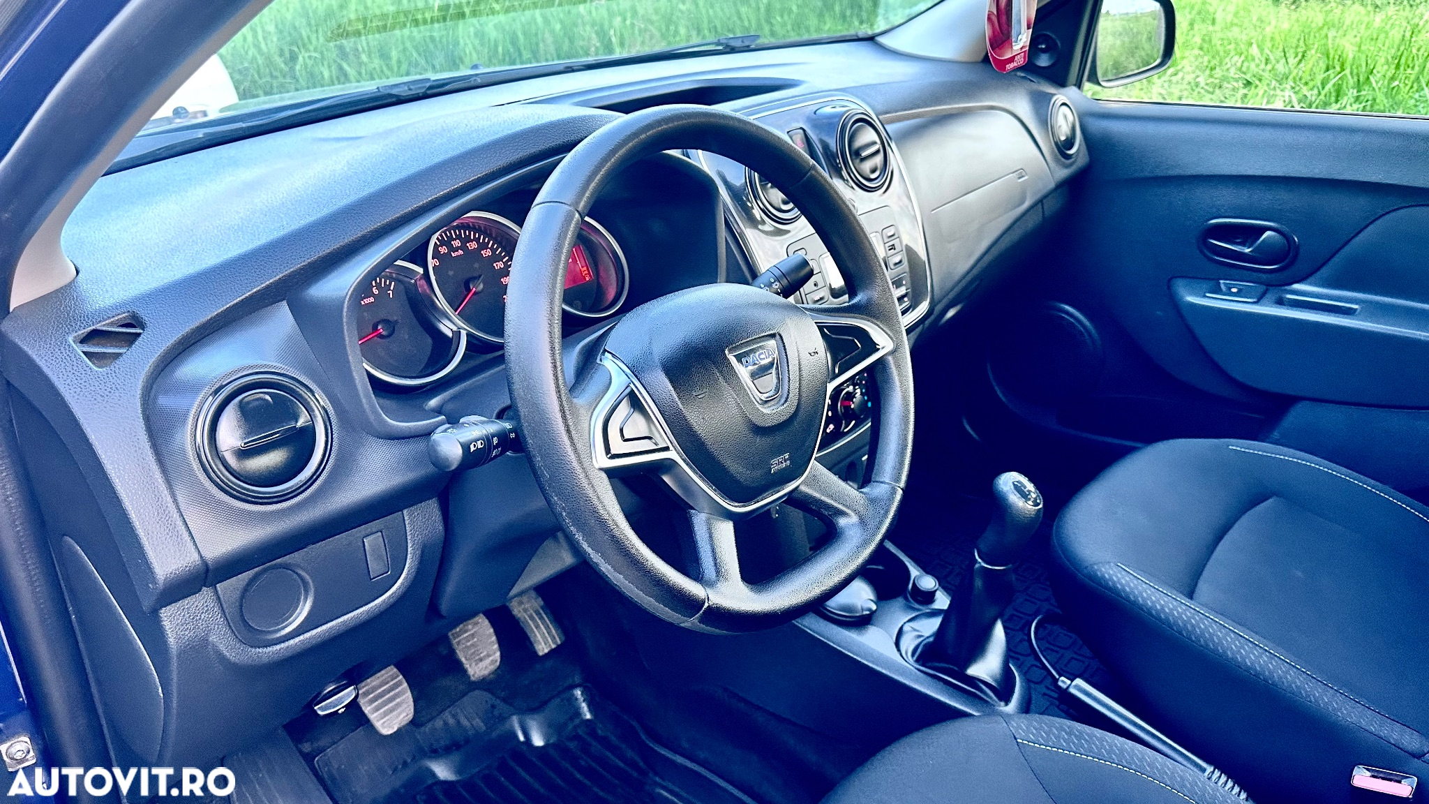 Dacia Logan 1.0 SCe Laureate - 10