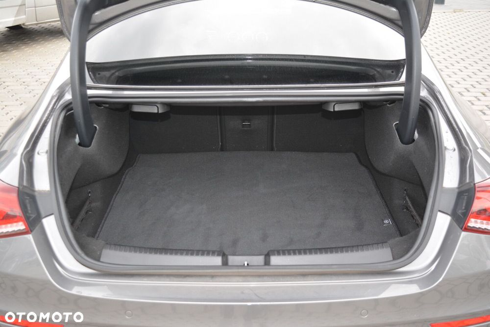 Mercedes-Benz CLA - 28