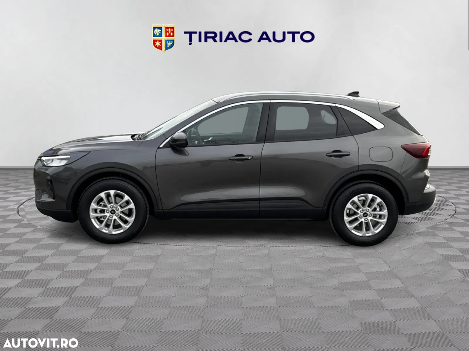 Ford Kuga - 3