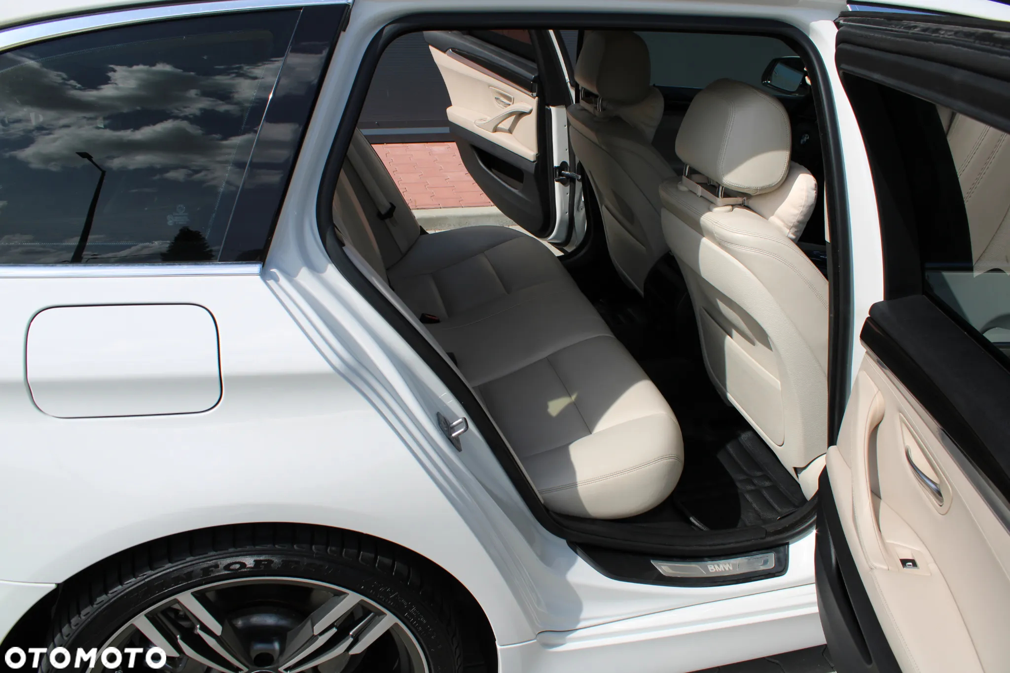 BMW Seria 5 520d Luxury Line - 22