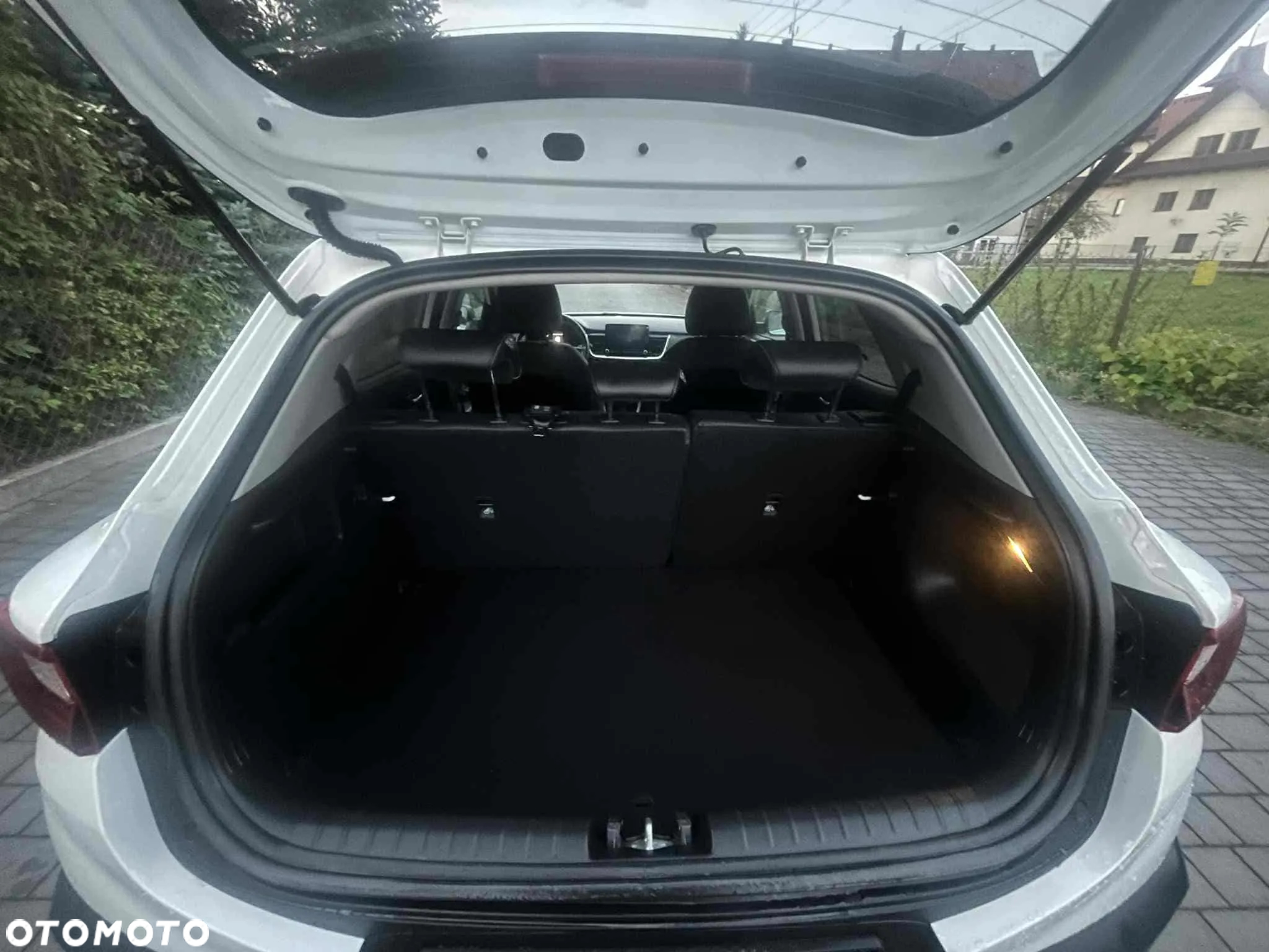 Kia Stonic 1.0 T-GDI GT Line DCT - 14