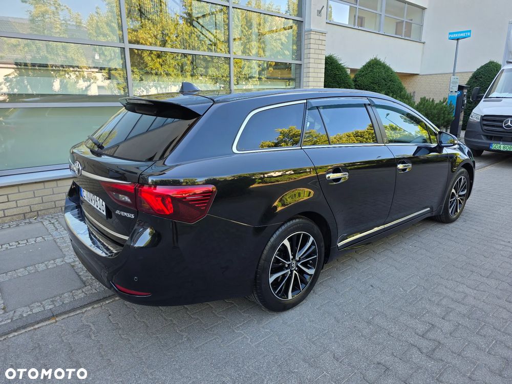 Toyota Avensis - 7