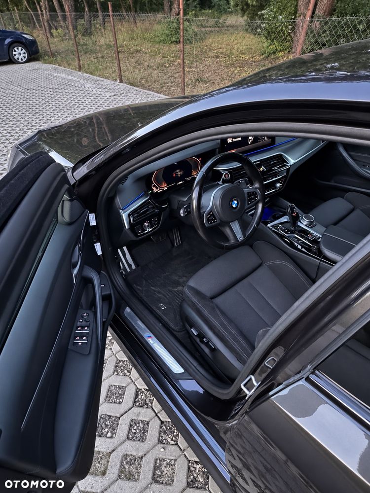 BMW Seria 5 520d xDrive MHEV M Sport sport - 15