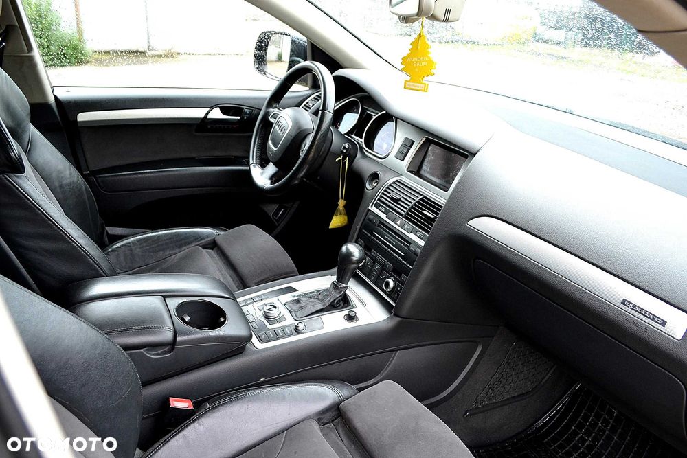 Audi Q7 - 8