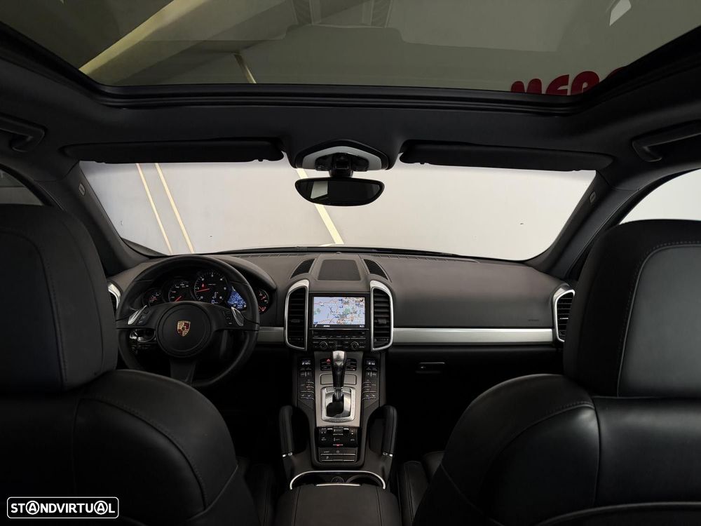 Porsche Cayenne 3.0 V6 - 25