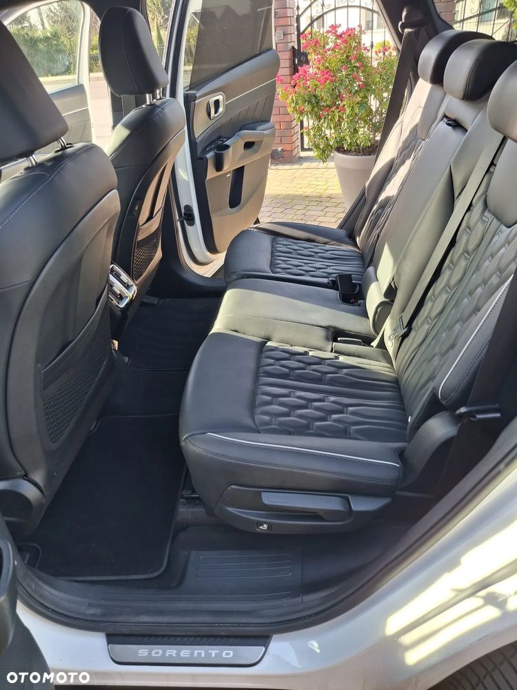 Kia Sorento 1.6T-GDI PHEV AWD OPF Plug&Ride - 12