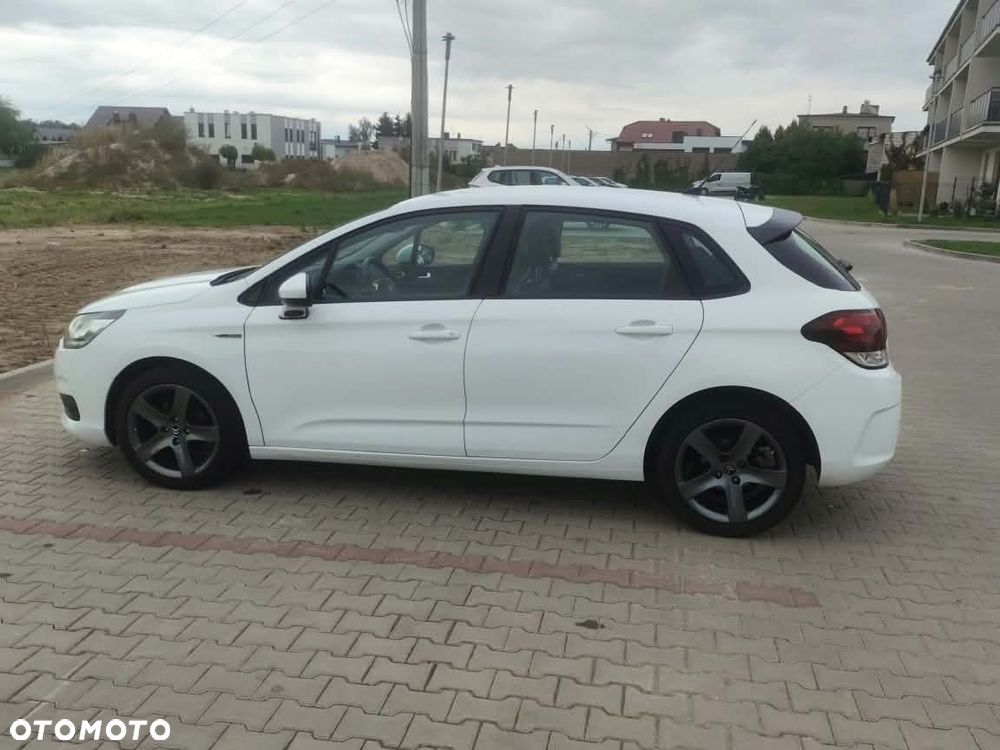 Citroën C4 1.6 BlueHDi Feel - 16