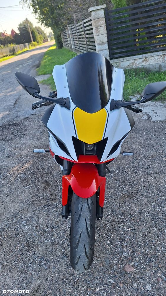 Yamaha R7 - 13