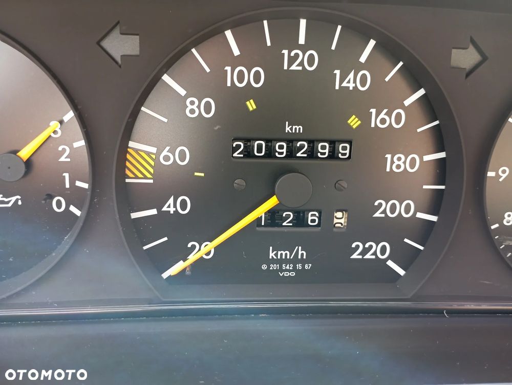 Mercedes-Benz W201 (190) - 18