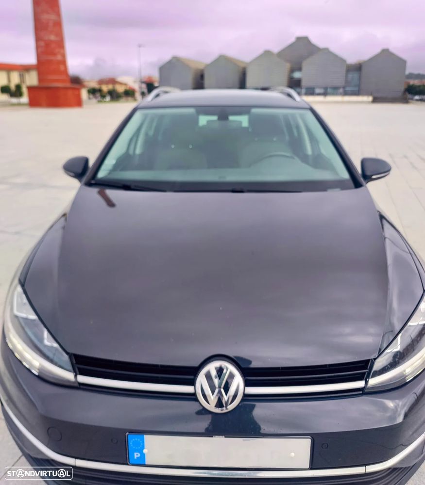 VW Golf Variant 1.6 TDi Highline DSG - 4