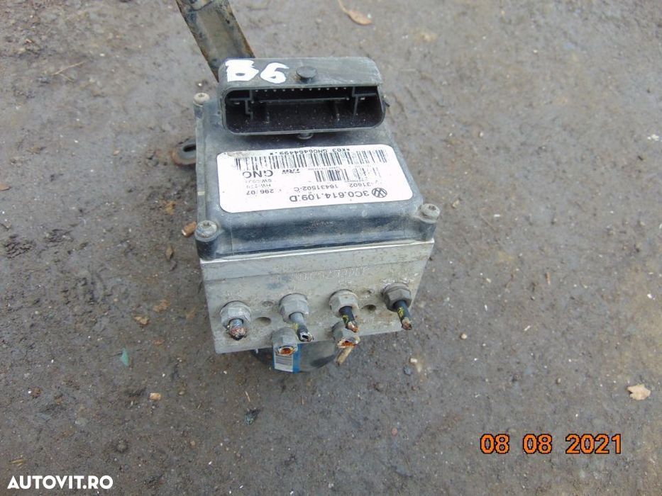 Pompa ABS VW Passat B6 Modul ABS ECU Calculator abs dezmembrez Passat - 1