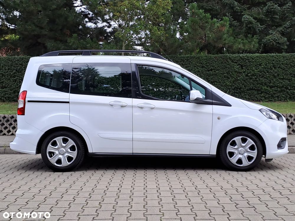 Ford Tourneo Courier - 3