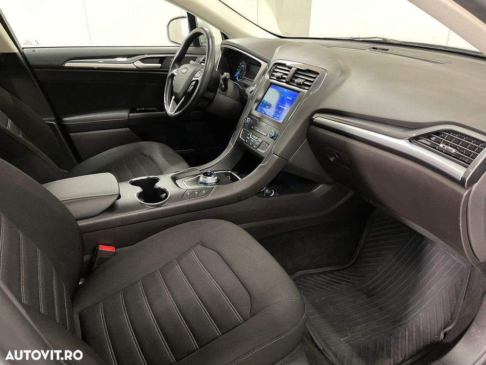 Ford Mondeo 2.0 TDCI Aut. Trend - 10