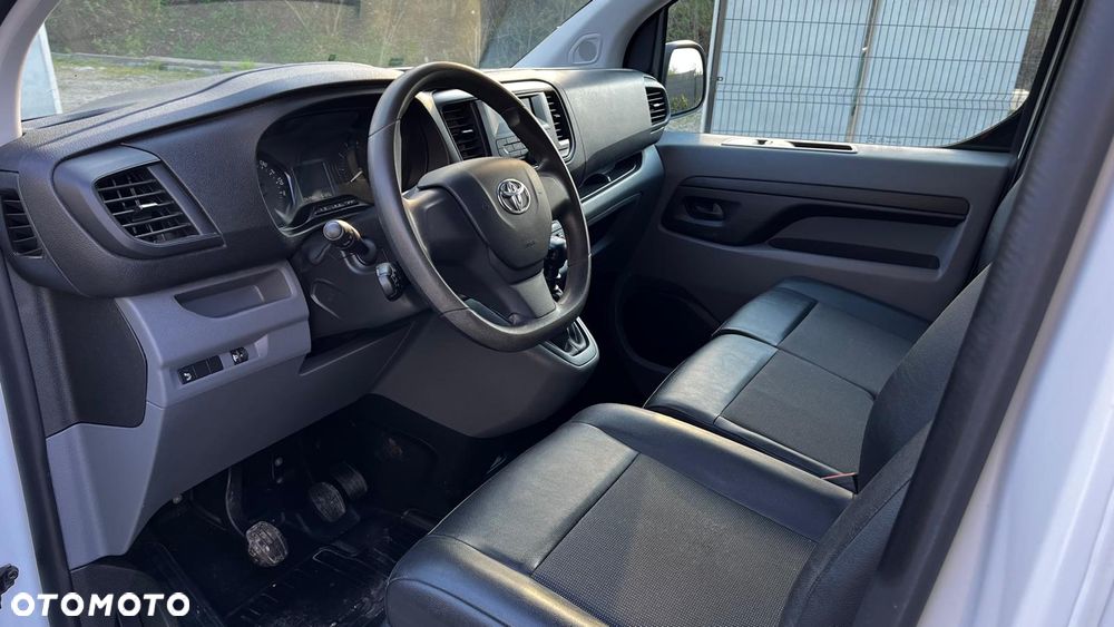 Toyota Proace - 32