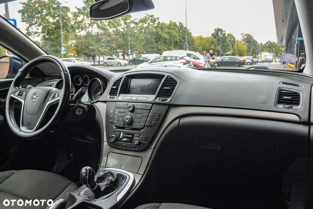 Opel Insignia 1.6 Turbo Edition - 10
