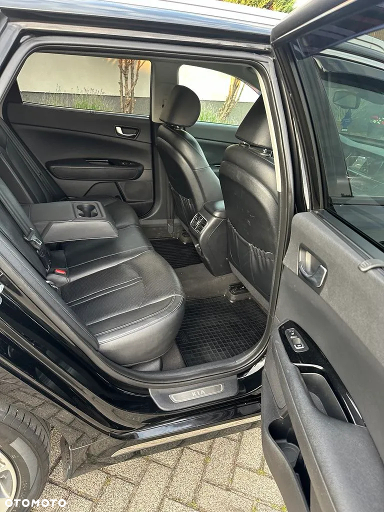 Kia Optima - 13