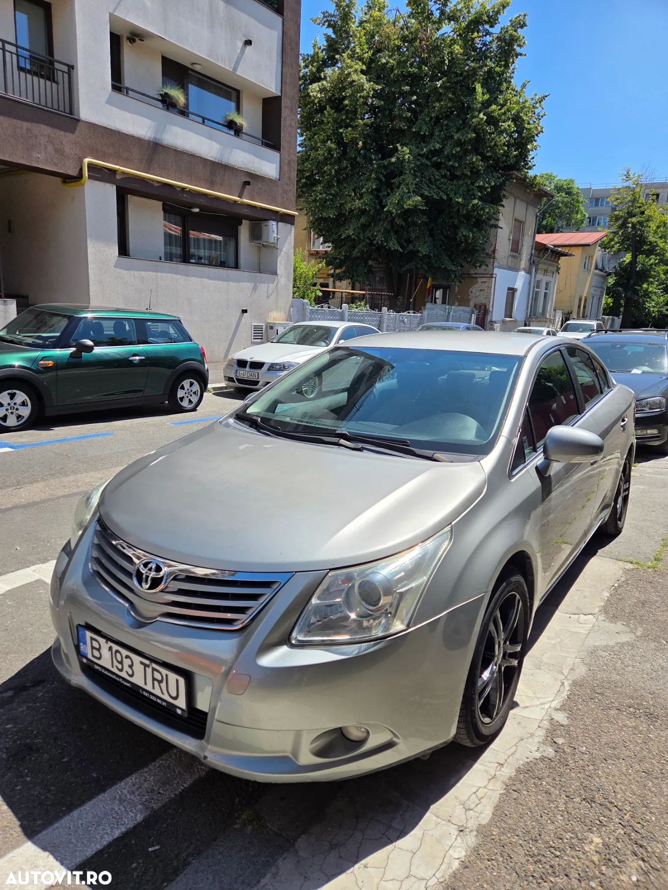 Toyota Avensis 1.8 Multidrive S Executive - 1