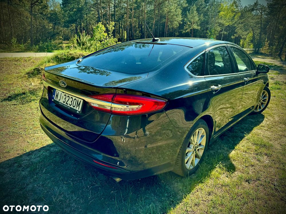 Ford Fusion - 10