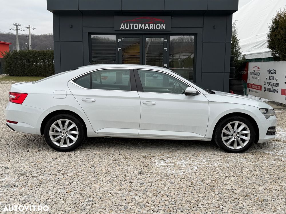 Skoda Superb 2.0 TDI DSG Essence - 10