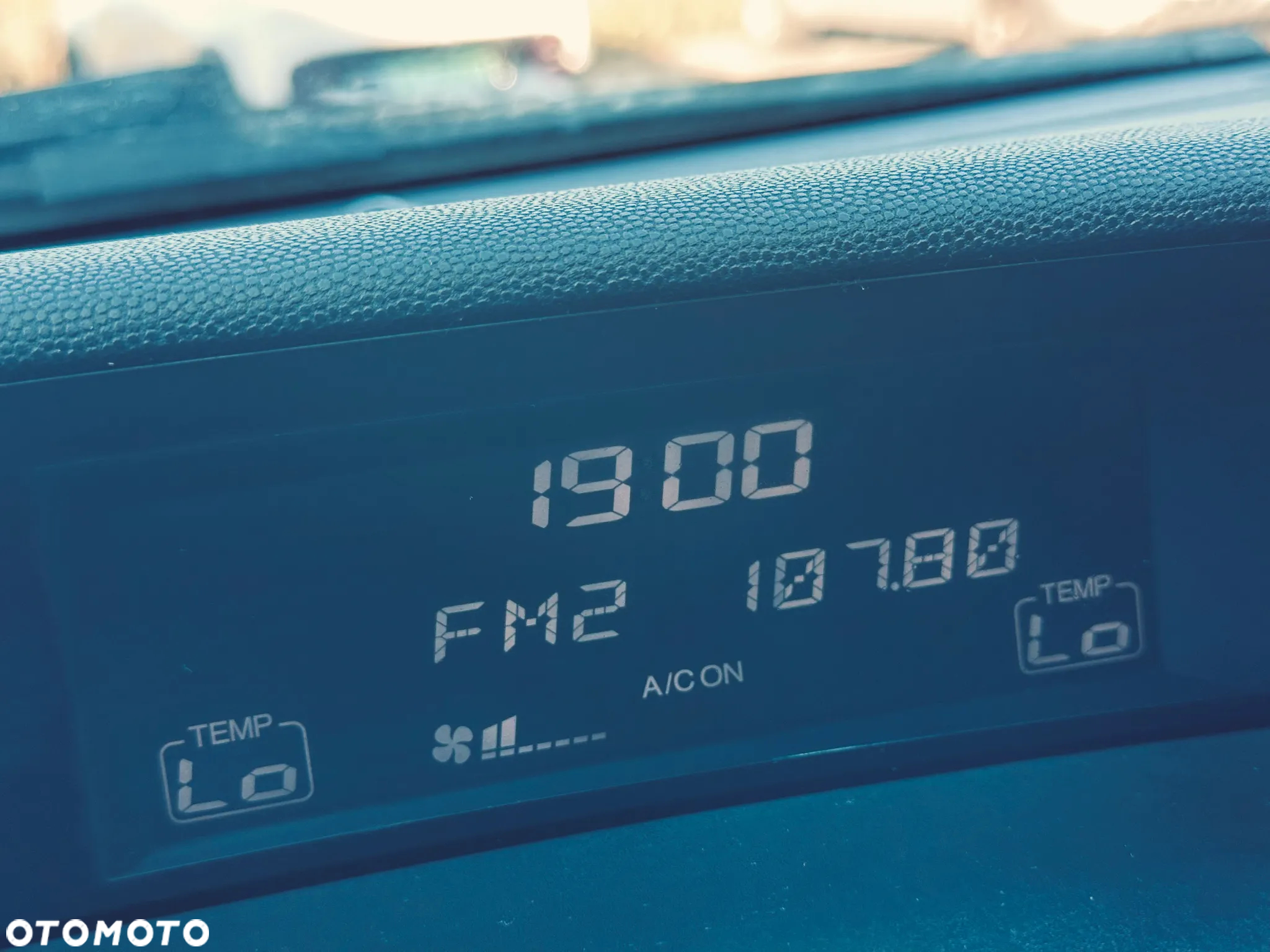 Honda Civic 1.8 Comfort - 25