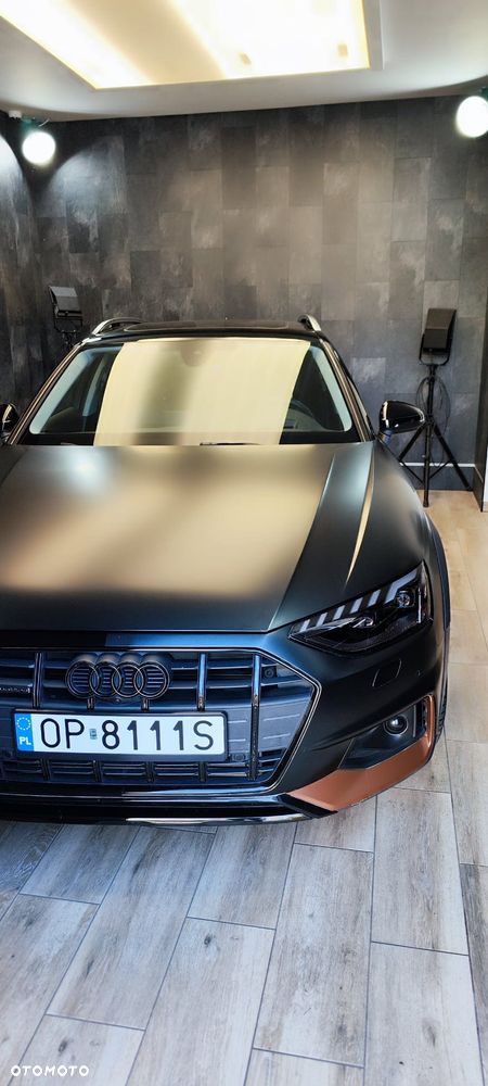Audi A4 Avant 45 TFSI quattro S tronic S line - 1