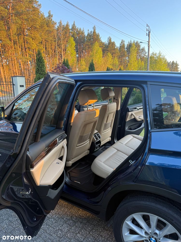 BMW X3 xDrive28i xLine - 22