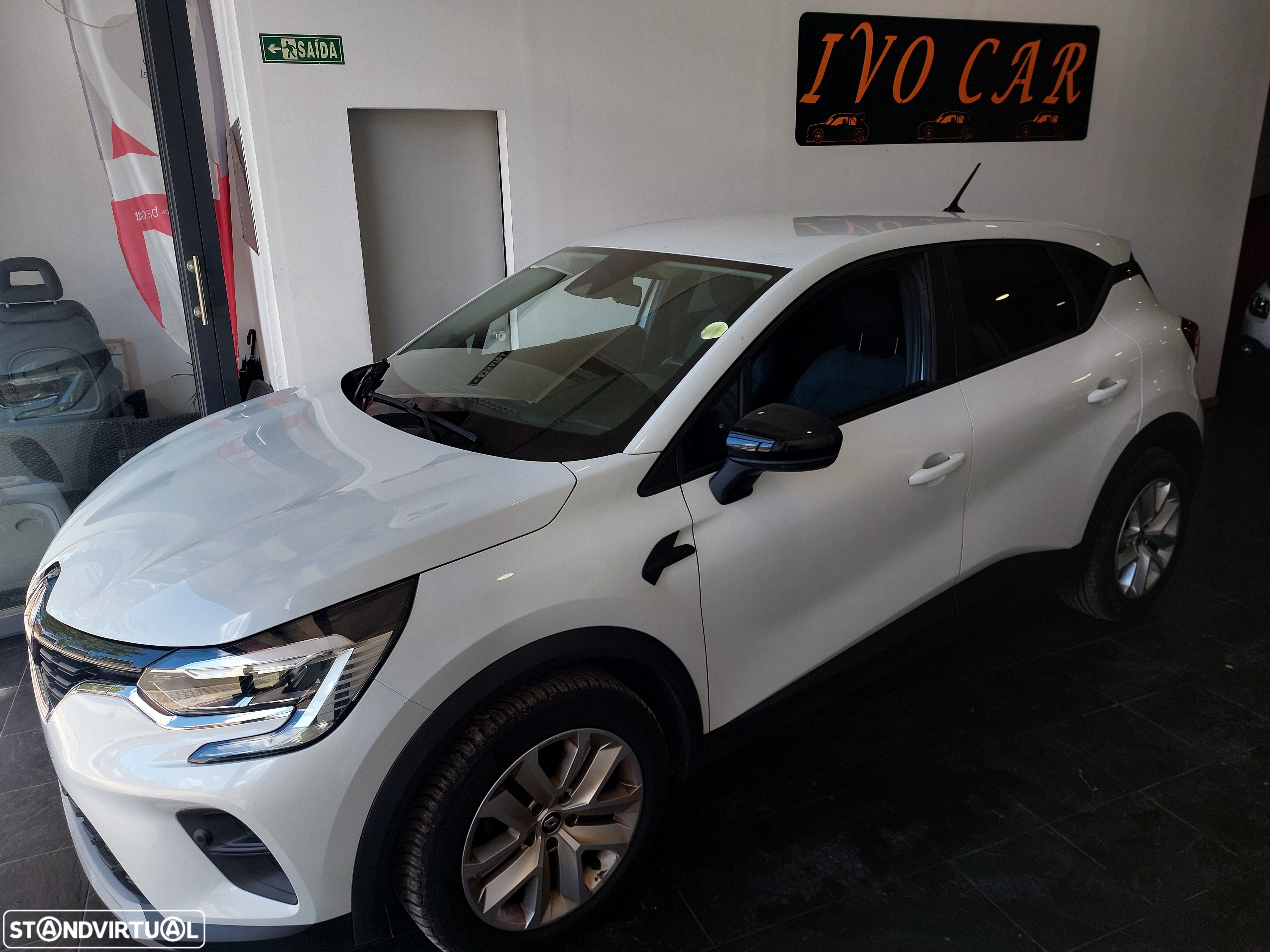 Renault Captur TCe 90 INTENS - 1
