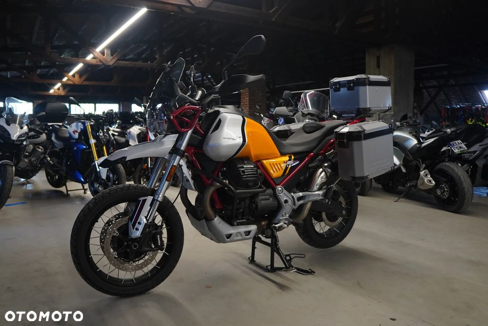 Moto Guzzi V85