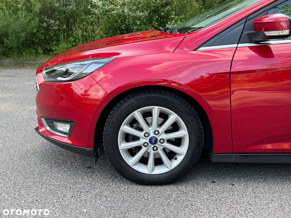 Ford Focus 1.0 EcoBoost Titanium - 16
