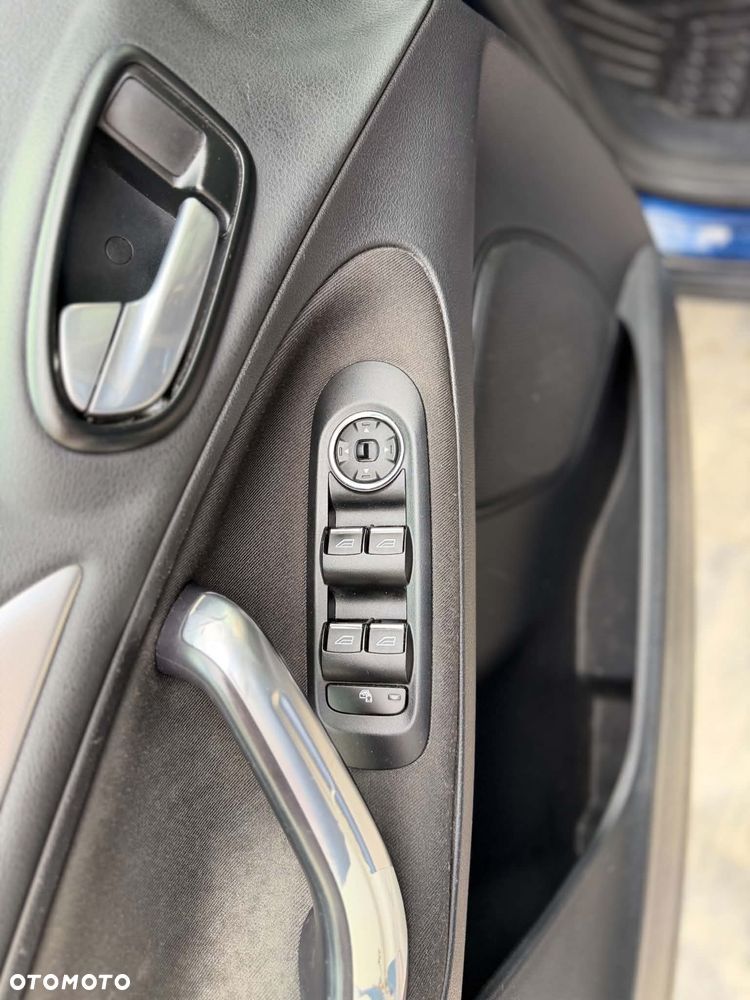 Ford S-Max - 6