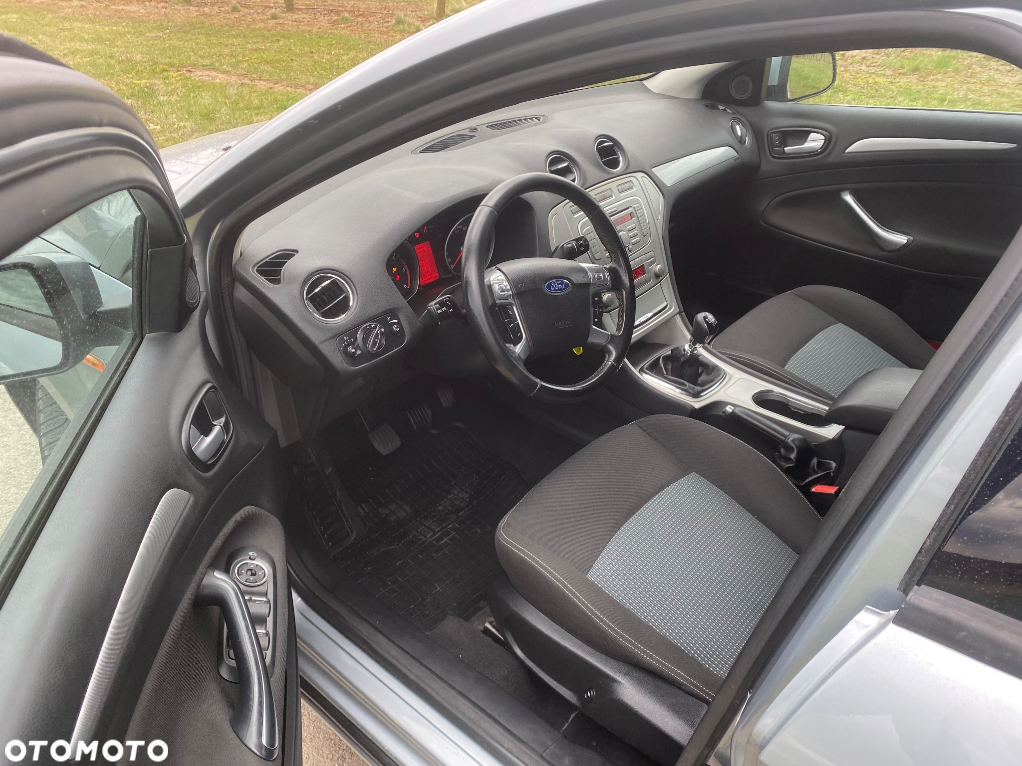 Ford Mondeo 2.0 TDCI ECOnetic Trend - 14