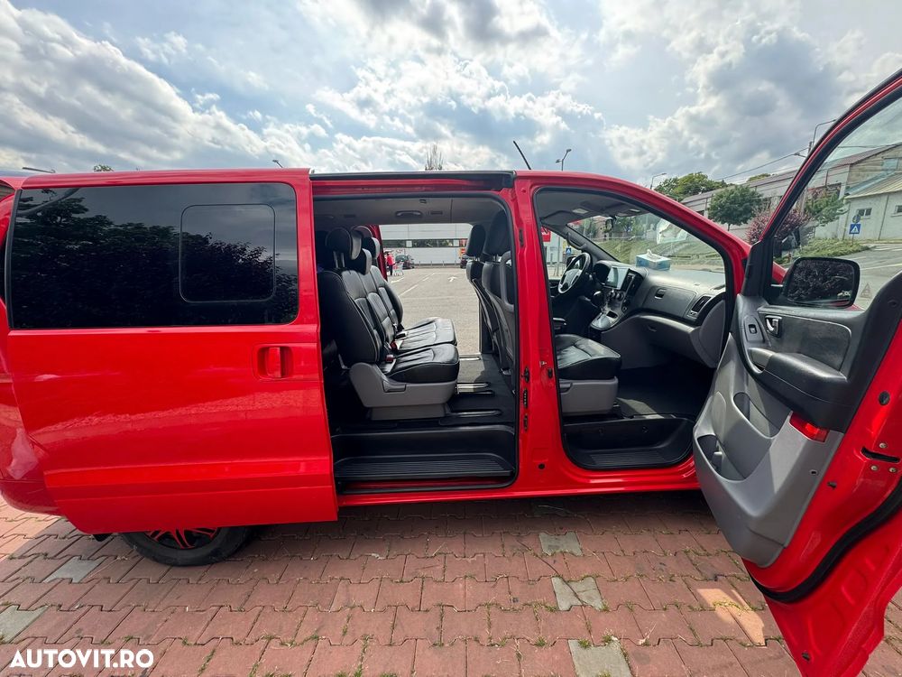 Hyundai H-1 Starex - 10