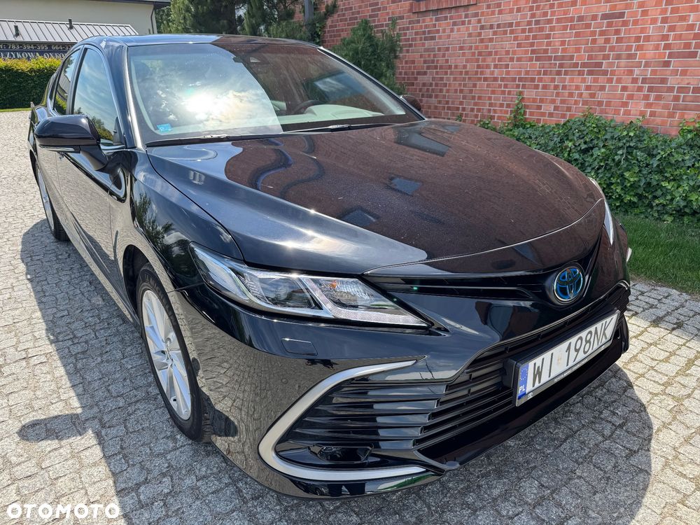 Toyota Camry 2.5 Hybrid Comfort CVT - 1