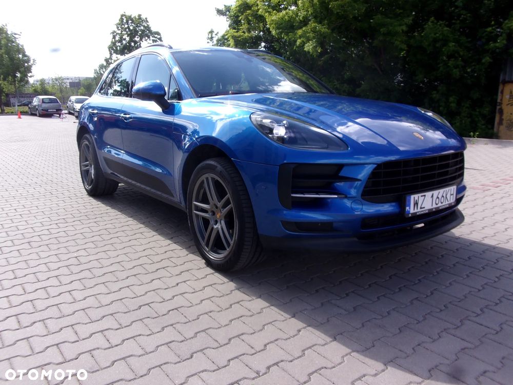 Porsche Macan - 24