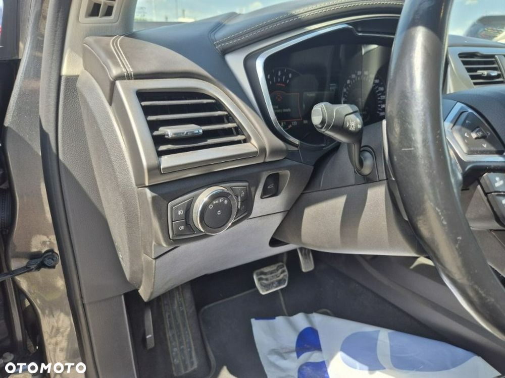 Ford Mondeo - 13