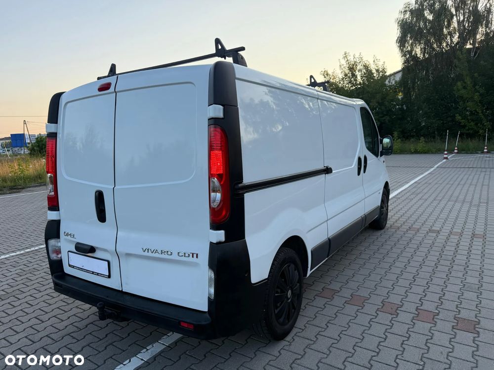 Opel VIVARO - 29